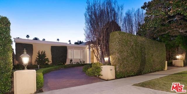Building Photo - 619 N Camden Dr