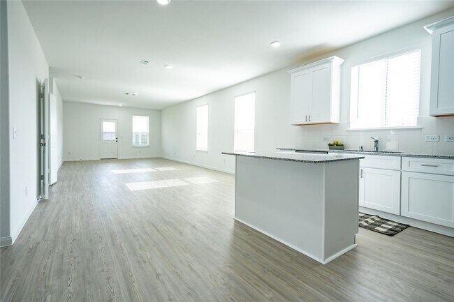 Foto del edificio - 23902 Tillage Ln
