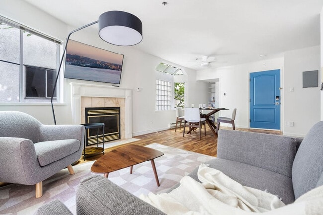 Photo du bâtiment - 1126 W 11th Ave
