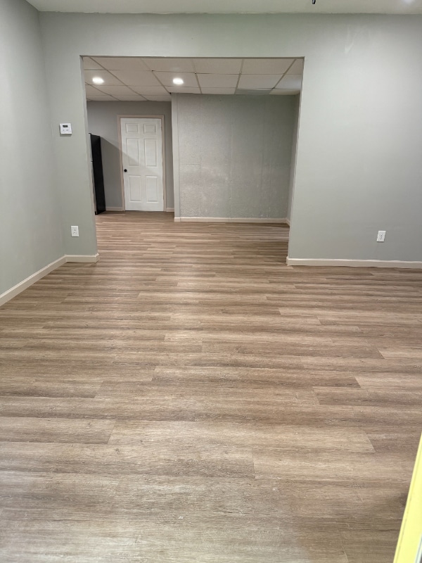 Building Photo - 202 Oakwood Cir