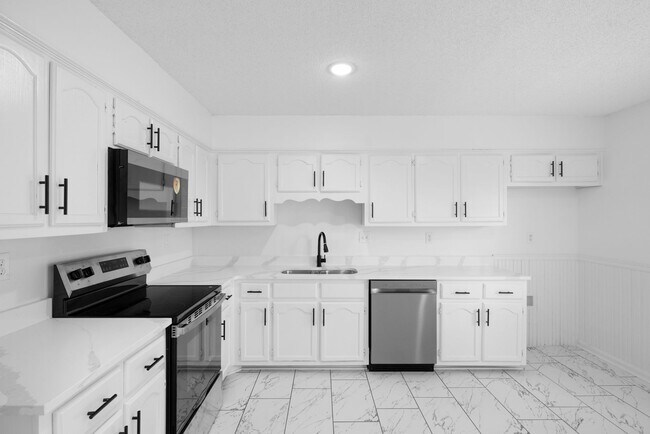 Foto del edificio - 7124 Brandee Dr