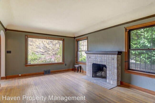 Building Photo - 4 br, 2 bath House - 9222 35th Ave SW