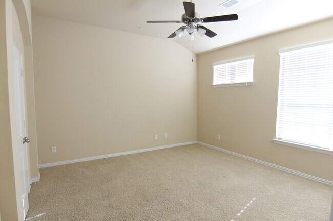 Building Photo - 1605 Black Duck Terrace