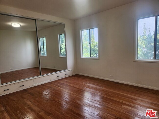 Foto del edificio - 1234 1/2 Gordon St