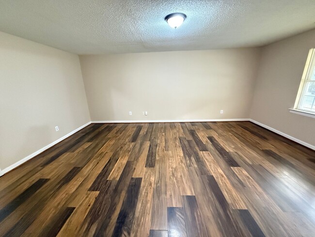 Foto del edificio - 84 Dodd Blvd SE