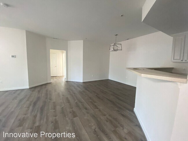Foto del edificio - 2 br, 3 bath House - 805 Latchmere Court #101