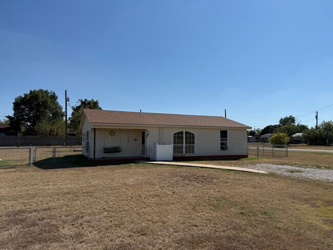 Foto del edificio - 1409 Harrell Ave