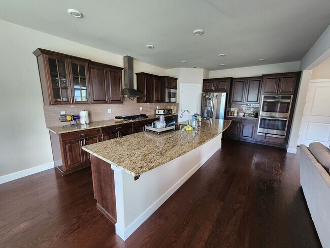 Building Photo - Beautiful Bothell Home!