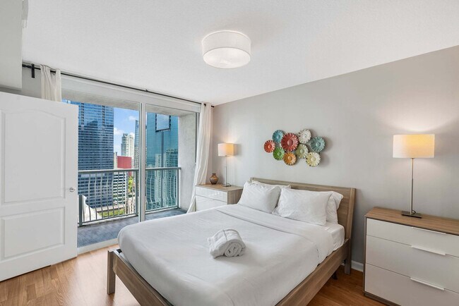 Foto del edificio - 1200 Brickell Bay Dr