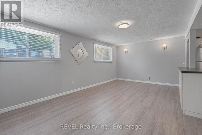 Building Photo - 4210 Briarwood Ave