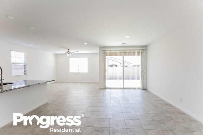 Building Photo - 11007 W Luxton Ln