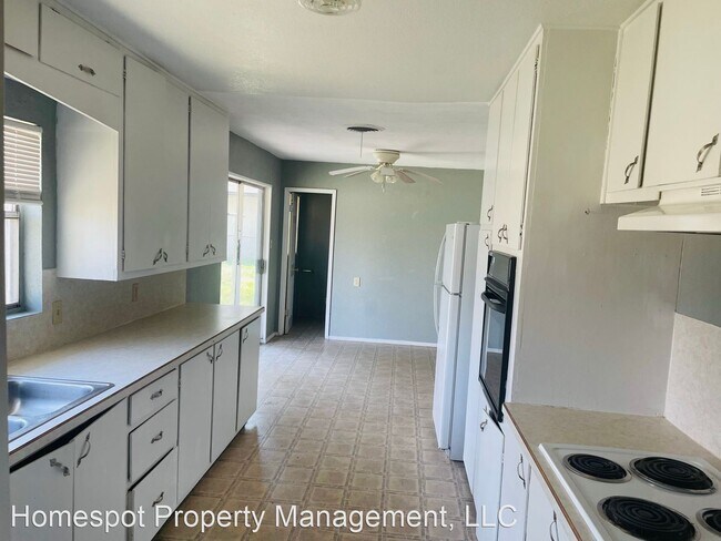 Foto del edificio - 3 br, 1.5 bath House - 1713 W 17th St