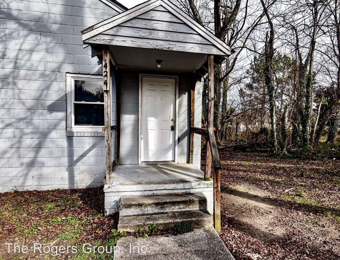 424426 Merriman St, Henderson, NC 27536 Room for Rent in Henderson