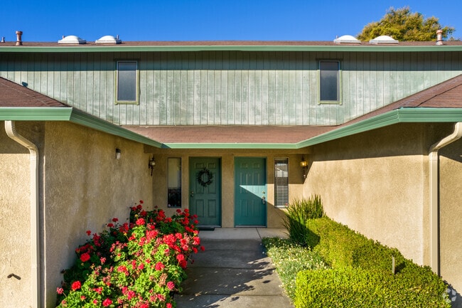 Entrance - 599 Blossom Way