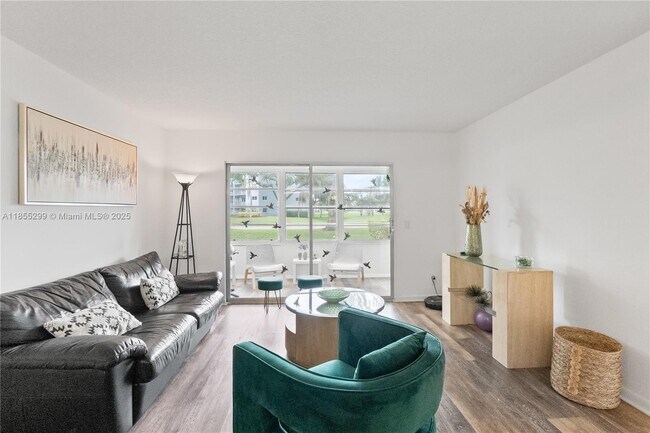 Foto del edificio - 12750 SW 4th Ct