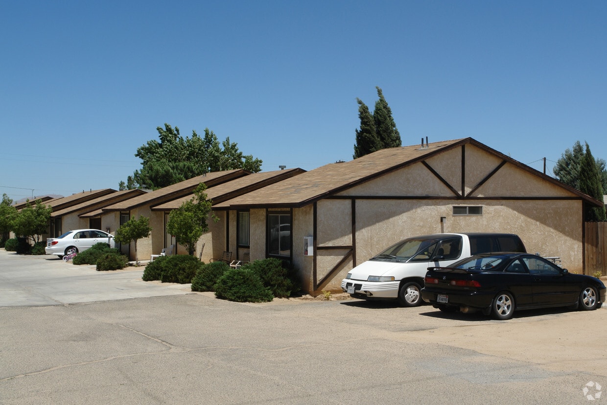 15810 Bear Valley Rd, Victorville, CA 92395 Apartments in Victorville, CA