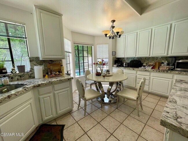 Foto del edificio - 5580 Eagle Point Cir