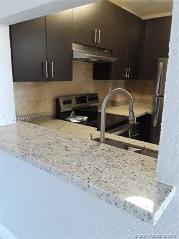 Foto del edificio - 8075 NW 7th St