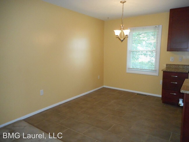 Building Photo - 3 br, 2 bath House - 2529 Symphony Lane