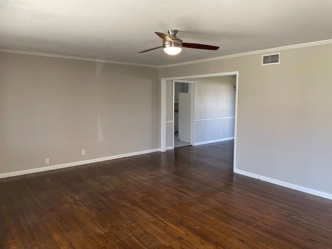Foto del edificio - Darling Midtown Charmer! 3 bed 1 bath - NE...