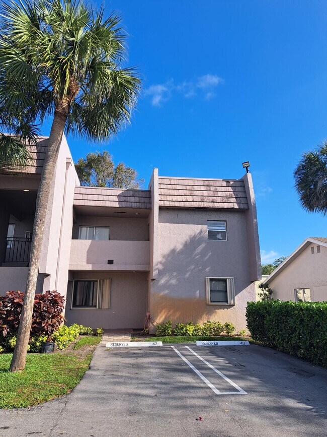 Building Photo - 2929 Zorno Way