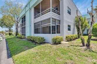 Building Photo - 392 Monaco Ct