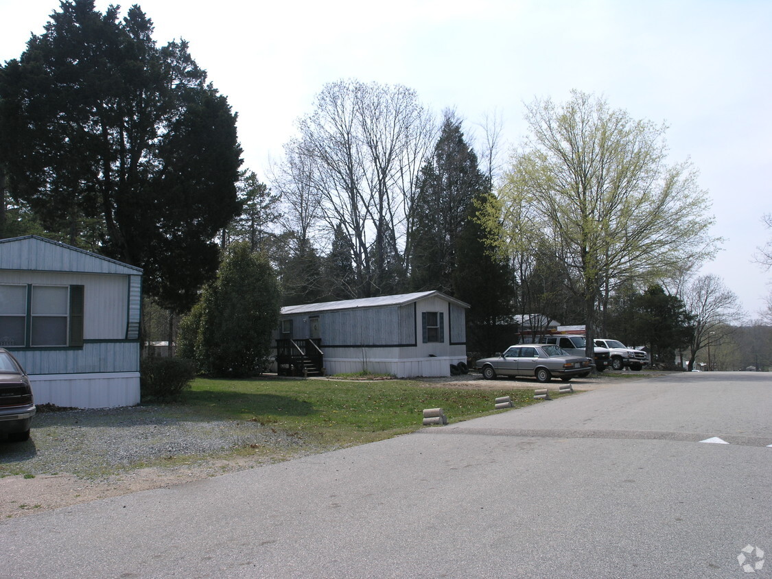 Building Photo - Cedar Park Estates