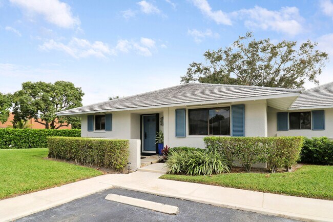 Building Photo - 109 Club Dr
