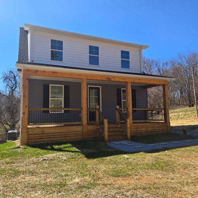 Building Photo - 3702 S Mountain Rd