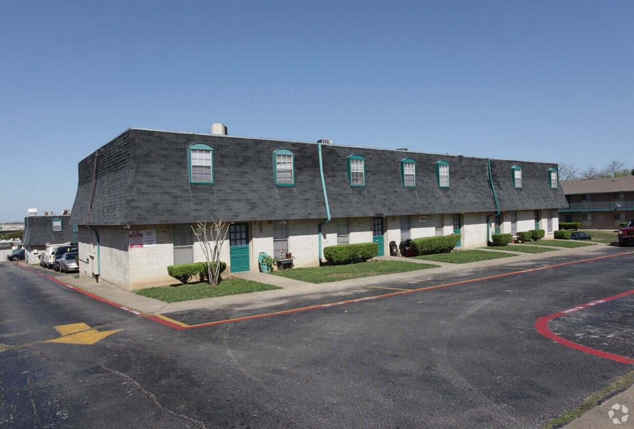 Foto del edificio - Meadows Apartments