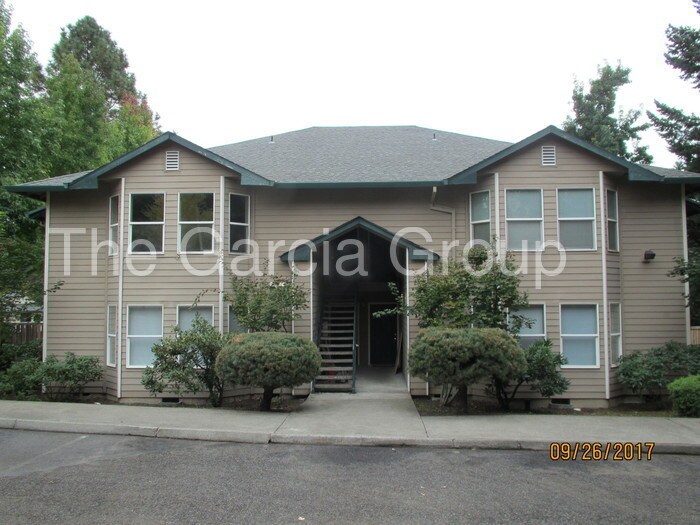 Foto principal - 6020 SW Fisher Ave