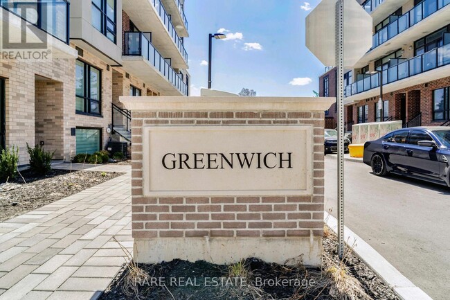 Building Photo - 871 Sheppard Ave W