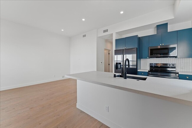 Building Photo - 3377 1/2 N. Eagle Rock Blvd.-