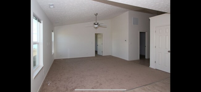 Foto del edificio - LINDBERG VILLAGE...3 Bedroom 2 Bath House