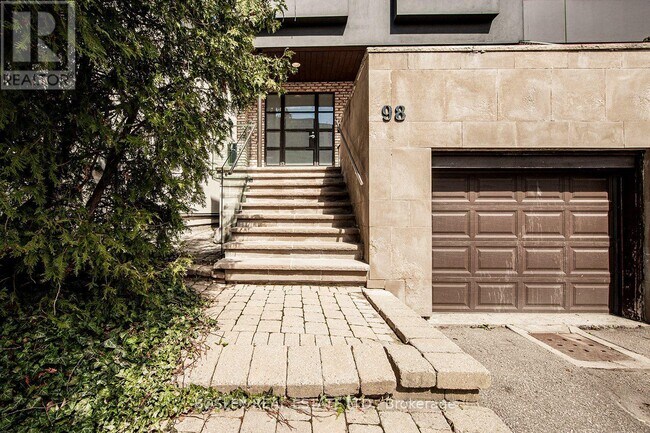 Photo du bâtiment - 98 Sherwood Ave