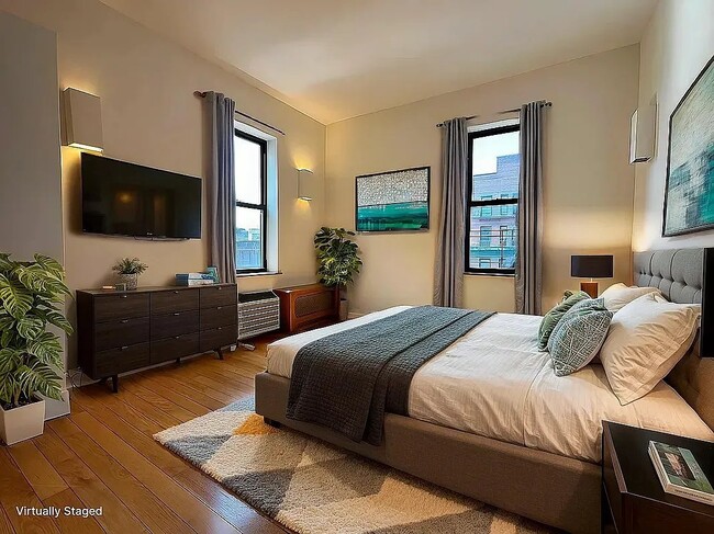 Foto del edificio - 101 E 116th St