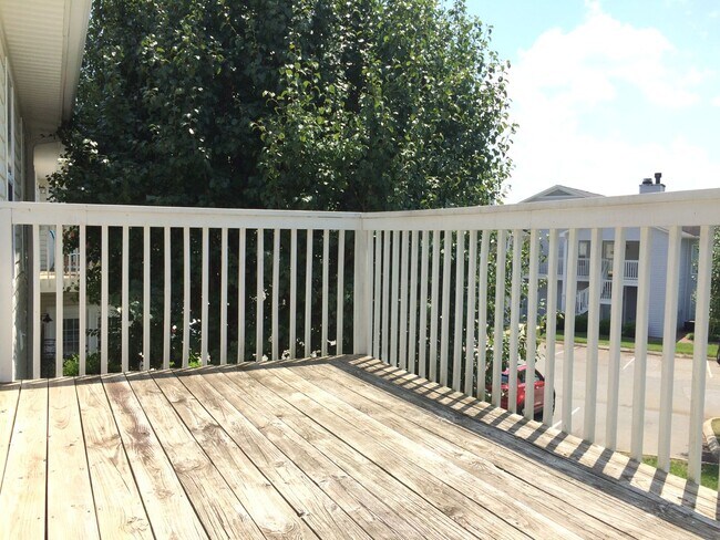 Foto del edificio - FOR RENT CLEMMONS!!