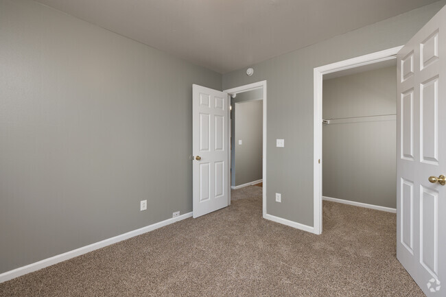 1BR, 1BA - 690SF - Mountain Pointe Apartments