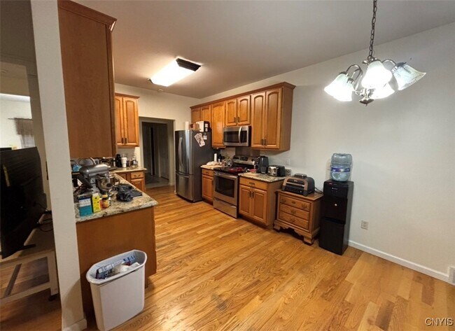 Foto del edificio - 5055 Constitution Ln