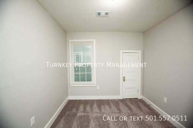 Foto del edificio - 1415 S Cedar St