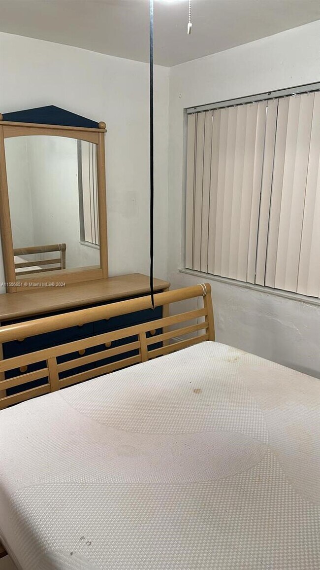 Foto del edificio - 3100 NW 91st St