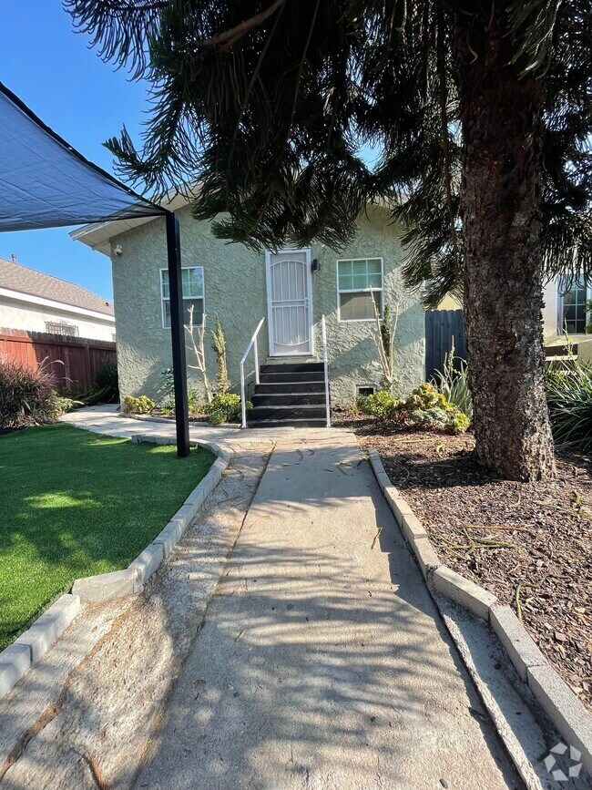 Apartments for Rent Near University of Southern California University