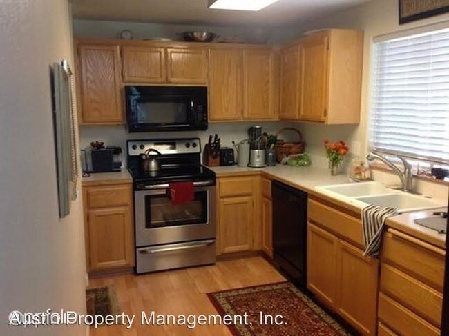 Foto del edificio - 2640 NW College Way