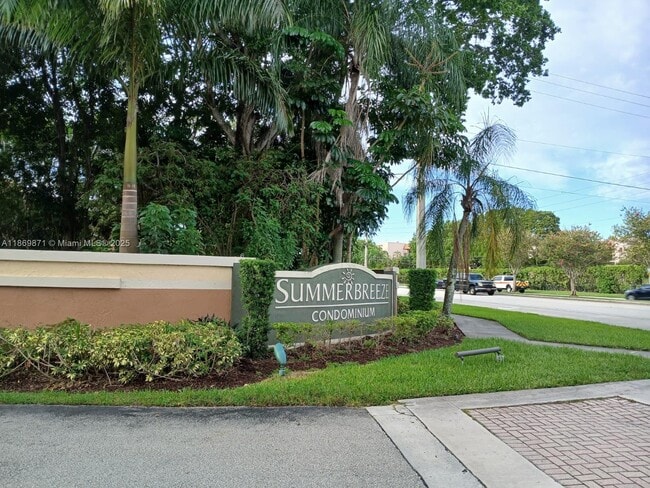 Foto del edificio - 9999 Summerbreeze Dr