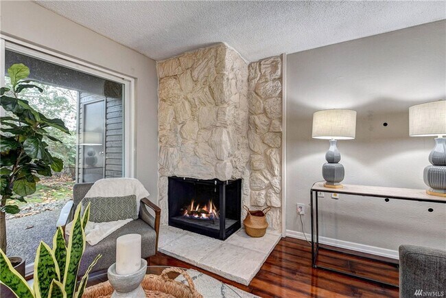 Foto del edificio - 14630 NE 35th St