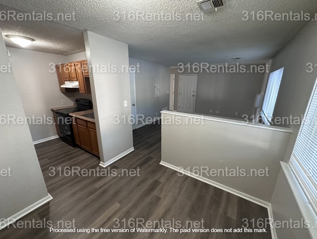 Building Photo - $745 - COMING SOON! Accepting SECTION 8/ Housing Voucher 3 bedroom / 1 bathroom - Remodeled Apart...