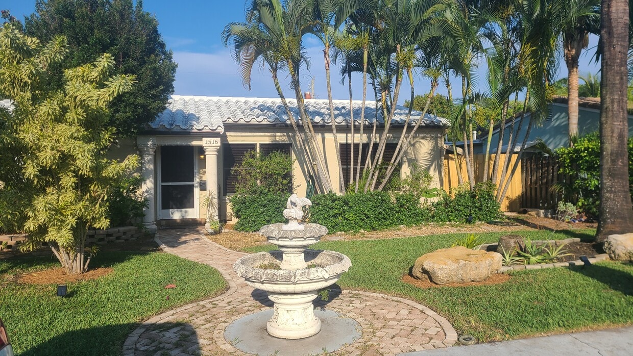 Photo - 1516 NE 17th Ave (Fort Lauderdale, FL)