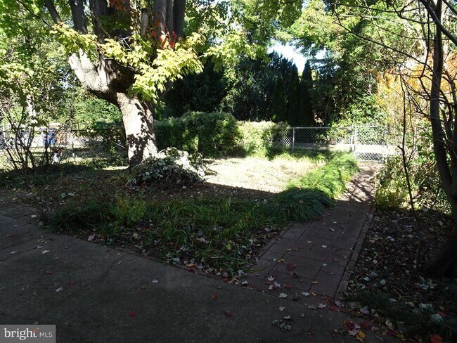 Foto del edificio - 617 South St