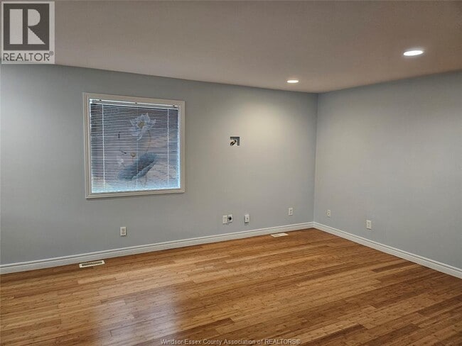Building Photo - 4238 Showdown Ave