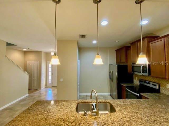 Building Photo - 13815 River Fish Ct